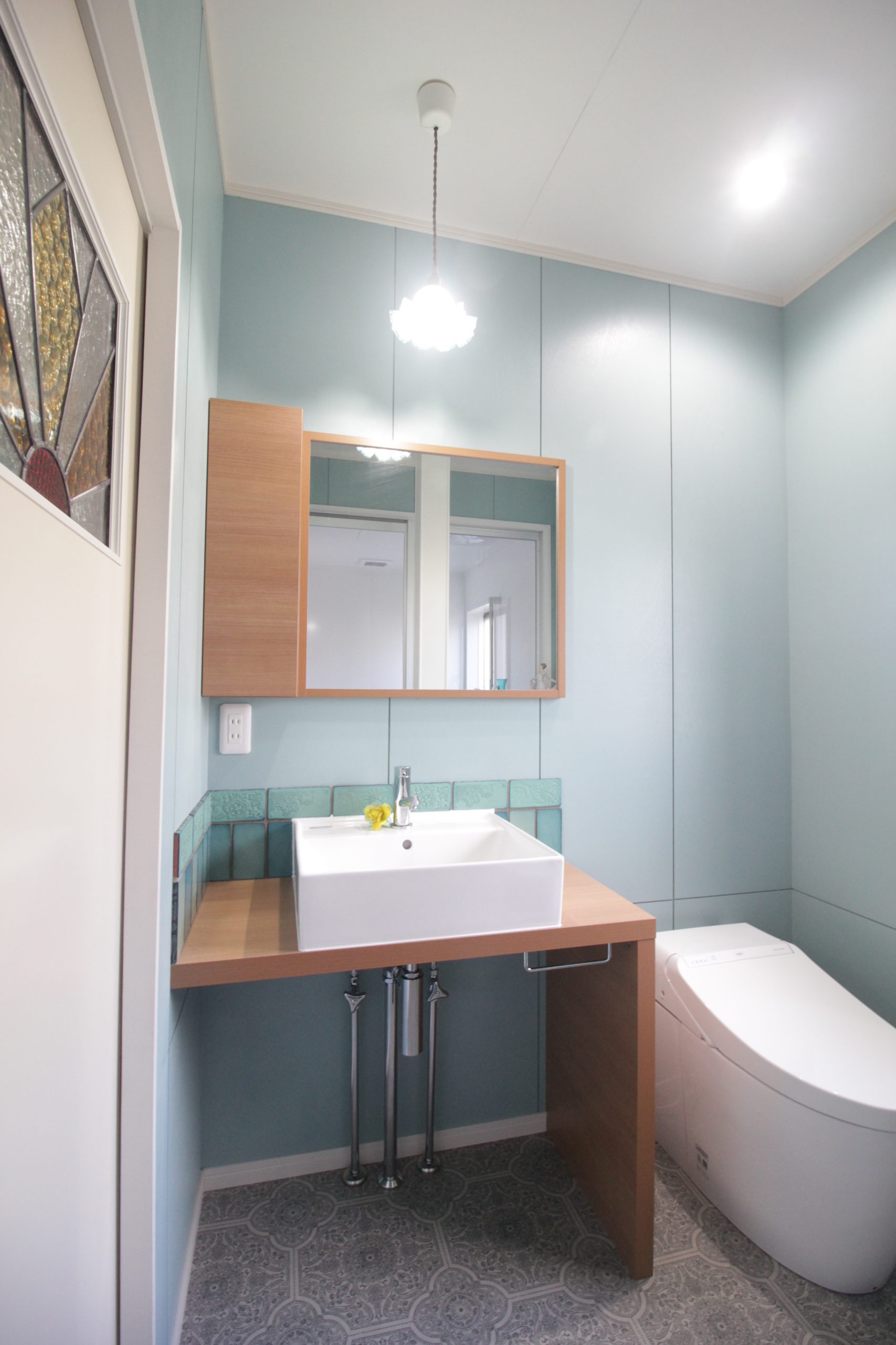 家づくり】コンパクトなのに使い勝手のいい洗面台とオンリーワンの空間デザイン｜北欧的空間と暮らしデザインblog